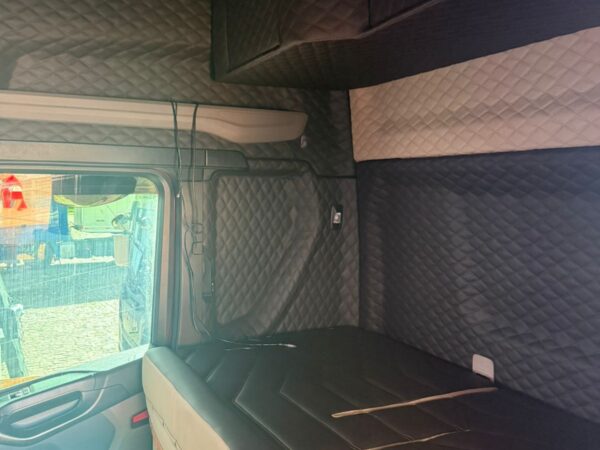 Maleiro e Forração Interna - 40