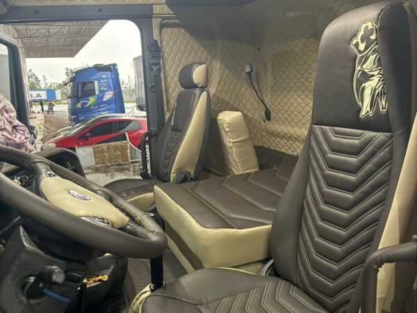 Maleiro e Forração Interna - 31