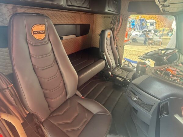 Maleiro e Forração Interna - 24