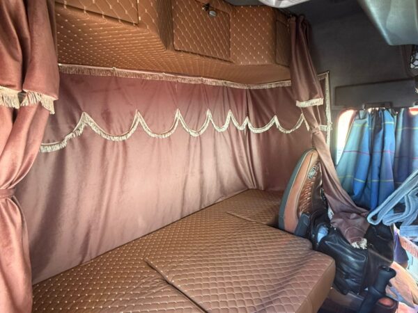 Maleiro e Forração Interna - 20