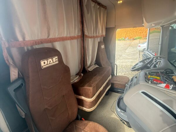 Maleiro e Forração Interna - 9